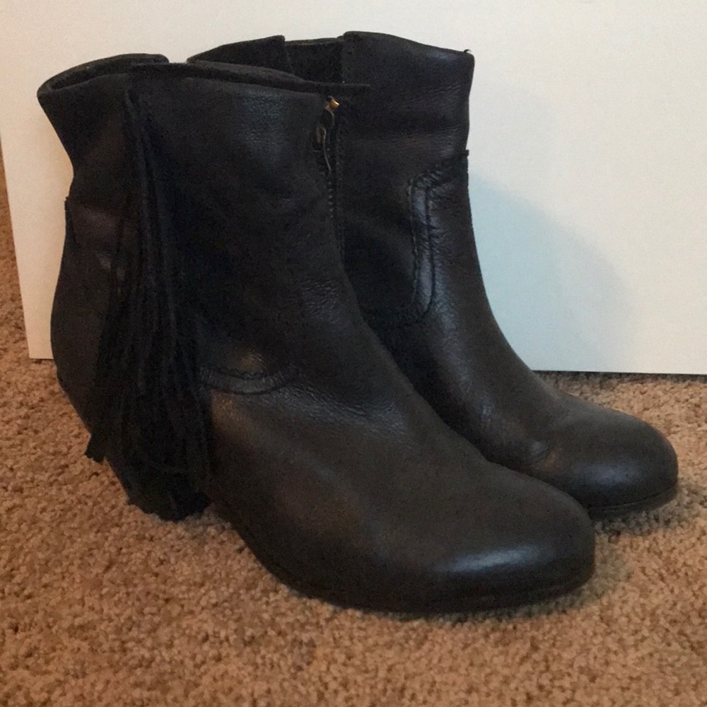 Black fringe ankle boots